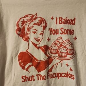 Retro White And Red Cupcake Party T-Shirt